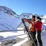 & Golf Pic Du Midi شقة فندقية