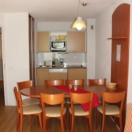 美尔特高尔夫皮克杜米迪公寓 公寓式酒店