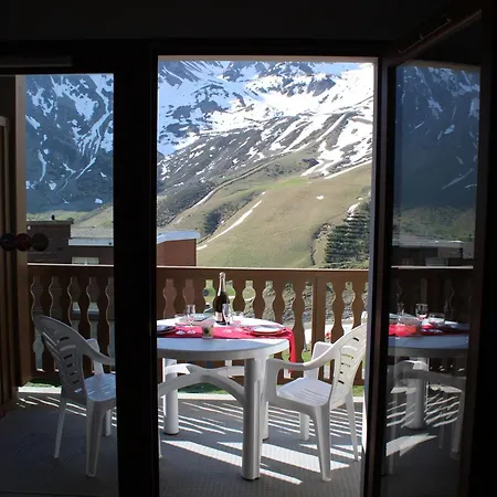 美尔特高尔夫皮克杜米迪公寓 3*